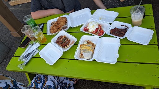 Breakfast Restaurant «The Waffle Window», reviews and photos, 3610 SE Hawthorne Blvd, Portland, OR 97214, USA