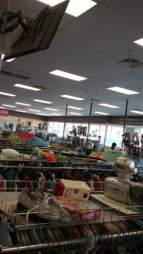 Thrift Store «Goodwill - Palmhurst», reviews and photos, 300 W Mile 3 Rd #101, Palmhurst, TX 78504, USA