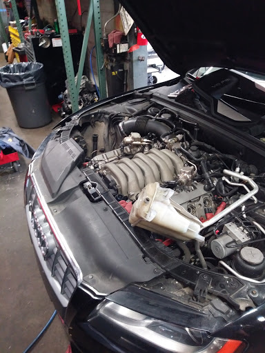 Car Repair and Maintenance «Midas», reviews and photos, 7501 West Chester Pike, Upper Darby, PA 19082, USA