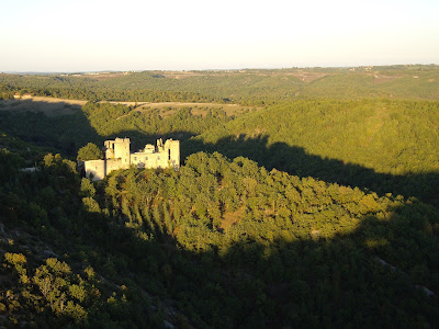 Château de Roussillon à Saint-Pierre-Lafeuille