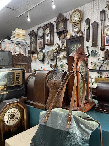Eckers Clock & Watch Shop
