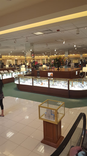 Department Store «Von Maur Eastview», reviews and photos, 300 Eastview Mall, Victor, NY 14564, USA