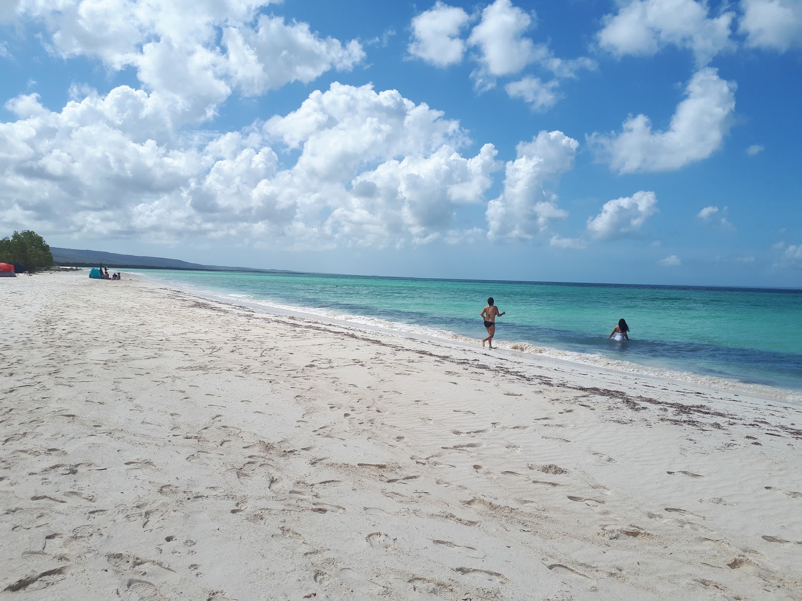 Fotografija Blanca beach z svetel fin pesek površino