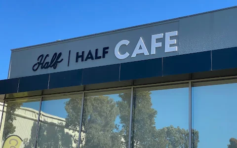 Half/Half Café image