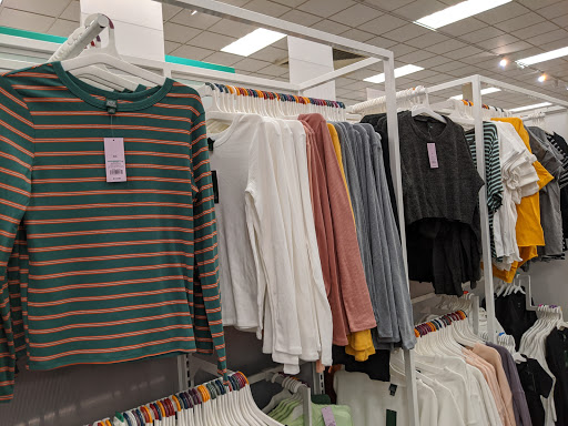 Department Store «Target», reviews and photos, 6100 Broadmoor St, Mission, KS 66202, USA