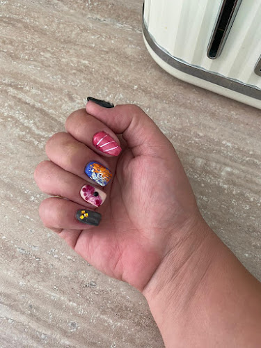 Opinii despre Nails by Adriana în <nil> - Salon de înfrumusețare