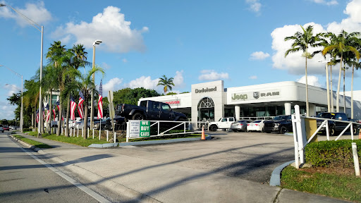 Dodge Dealer «Dadeland Dodge Chrysler Jeep Ram», reviews and photos, 16501 S Dixie Hwy, Miami, FL 33157, USA