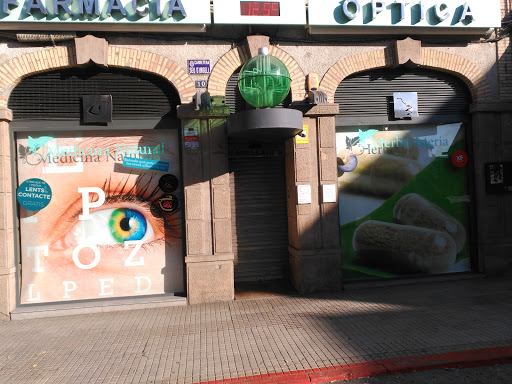 Información y opiniones sobre Farmàcia Òptica de Ponts