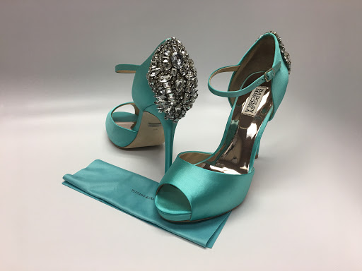 Shoe Store «Signature Shoes», reviews and photos, 271 Westwood Ave, Westwood, NJ 07675, USA