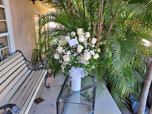 Florist «Fancy Flowers & Gift Shop», reviews and photos, 2800 W 84th St #5, Hialeah, FL 33018, USA