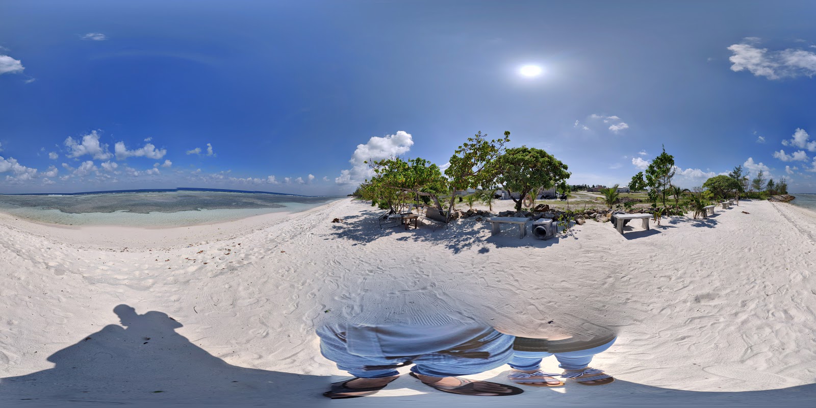 Fotografie cu Villingili Beach cu nivelul de curățenie înalt