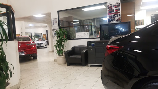 Acura Dealer «Valencia Acura», reviews and photos, 23955 Creekside Rd, Valencia, CA 91355, USA