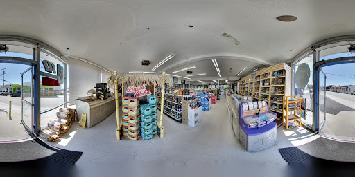 Liquor Store «Oceanview Liquor», reviews and photos, 3232 Manhattan Ave, Hermosa Beach, CA 90254, USA