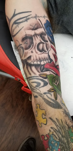 Explore 2 names tattoo ideas, creative tattoo ideas in Lewiston, available at Walkins tattoos studio