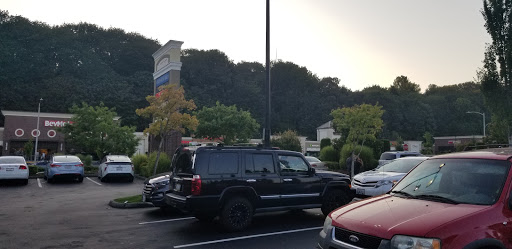 Mexican Restaurant «Chipotle Mexican Grill», reviews and photos, 17250 Southcenter Pkwy #108, Tukwila, WA 98188, USA