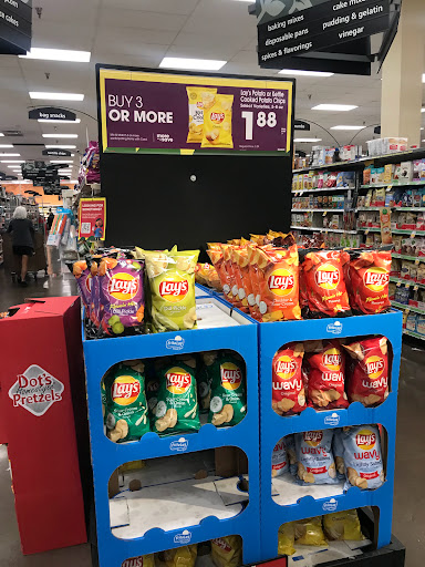 Grocery Store «Kroger», reviews and photos, 9950 Berberich Dr, Florence, KY 41042, USA