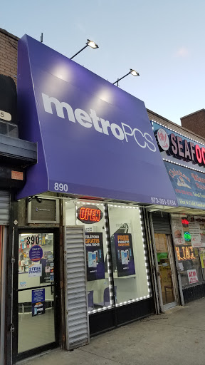 MetroPCS Authorized Dealer, 890 Springfield Ave, Irvington, NJ 07111, USA, 