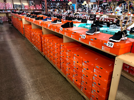 Shoe Store «Shoe City - Anaheim», reviews and photos, 101 E Ball Rd, Anaheim, CA 92805, USA