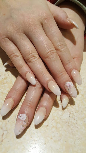 Nail Salon «Calhoun Nail Spa», reviews and photos, 3001 Hennepin Ave, Minneapolis, MN 55408, USA