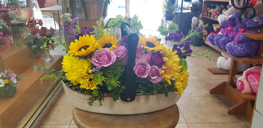 Florist «Canoga Park Florist», reviews and photos, 7144 Owensmouth Ave, Canoga Park, CA 91303, USA