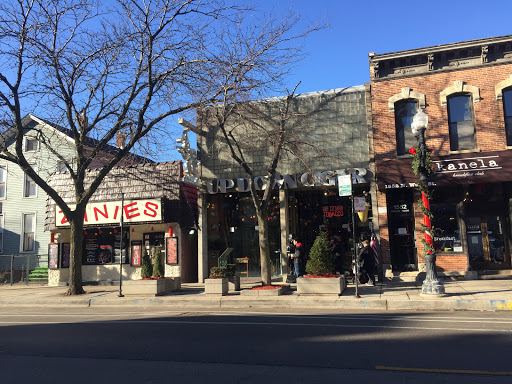 Tobacco Shop «Up Down Cigar», reviews and photos, 1550 N Wells St, Chicago, IL 60610, USA