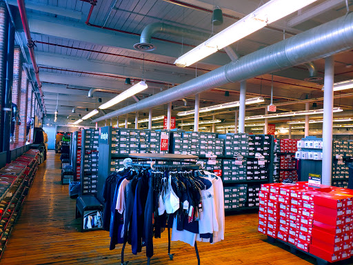 Shoe Store «New Balance», reviews and photos, 5 S Union St, Lawrence, MA 01843, USA
