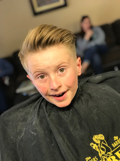 Barber Shop «Legit Cuts Barber Shop», reviews and photos, 206 N 2nd St, Fort Pierce, FL 34950, USA