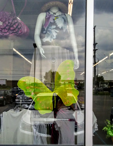 Thrift Store «St. Vincent de Paul Thrift Store», reviews and photos, 28720 Stephenson Hwy, Madison Heights, MI 48071, USA