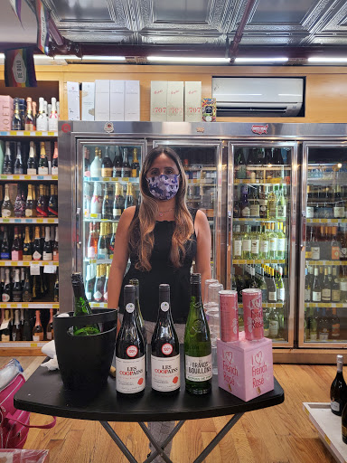 Liquor Store «North Village Wine & Liquor», reviews and photos, 242 W 14th St, New York, NY 10011, USA