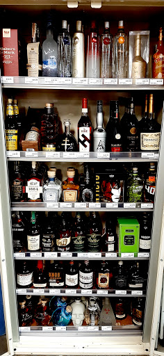 Wine Store «Grattidge Liquor Store», reviews and photos, 2069 SE 29th St, Topeka, KS 66605, USA