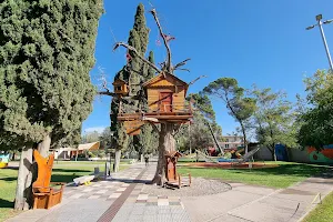 Parque De Los Niños image
