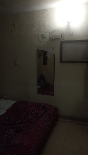 Ijaro Hotel, Kosini Street, Ekurede Urhobo, Warri, Nigeria, Hotel, state Delta