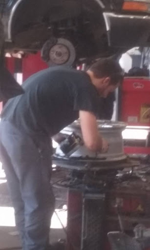 Tire Shop «Zeller Tire and Auto Center», reviews and photos, 616 Main St, Torrington, CT 06790, USA