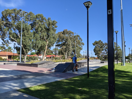Mills Park Skate Plaza
