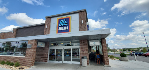 Supermarket «ALDI», reviews and photos, 8640 W 135th St, Overland Park, KS 66223, USA