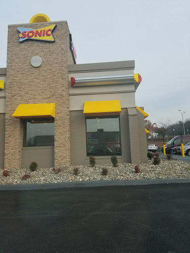 Shopping Mall «TownMall of Westminster», reviews and photos, 400 N Center St, Westminster, MD 21157, USA