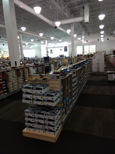 Shoe Store «DSW Designer Shoe Warehouse», reviews and photos, 801 W 15th St, Plano, TX 75075, USA