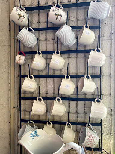 Home Goods Store «Olde Factory», reviews and photos, 139 S Hanover St, Hummelstown, PA 17036, USA