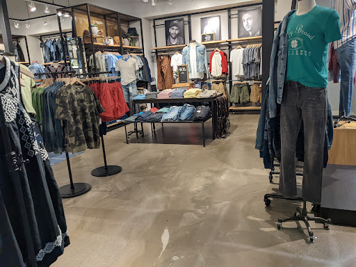 Clothing Store «Hollister Co.», reviews and photos, 9777 SW Washington Square Rd, Tigard, OR 97223, USA