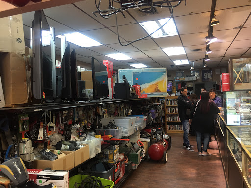 Pawn Shop «South Jersey Pawn», reviews and photos, 1355 Blackwood Clementon Rd, Clementon, NJ 08021, USA