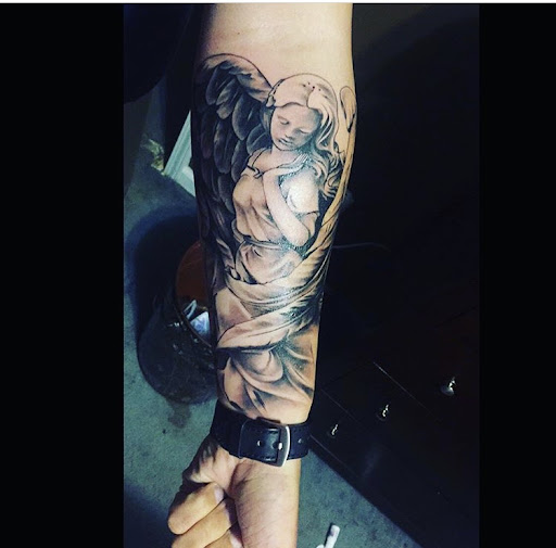 Tattoo Shop «Black Heart Tattoo», reviews and photos, 1926 Hudson Bridge Rd, Stockbridge, GA 30281, USA