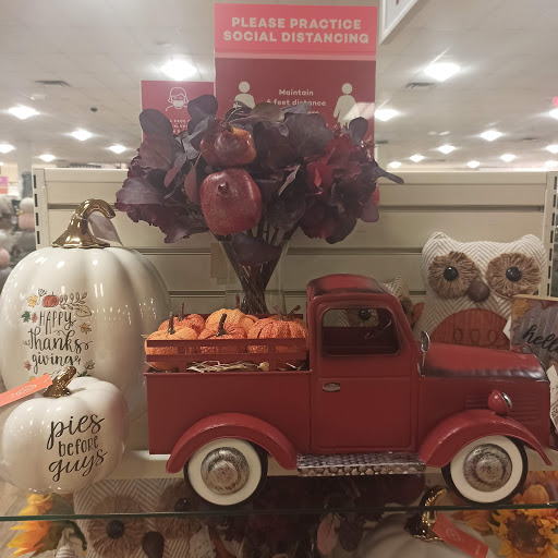 Department Store «T.J. Maxx», reviews and photos, 25 Robert Dr, South Easton, MA 02375, USA