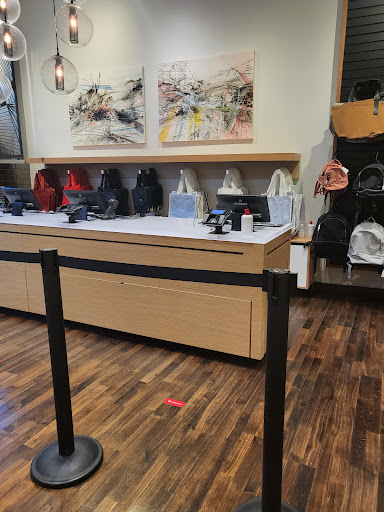 Sportswear Store «lululemon», reviews and photos, 8066 Tysons Corner Center k4au, McLean, VA 22102, USA