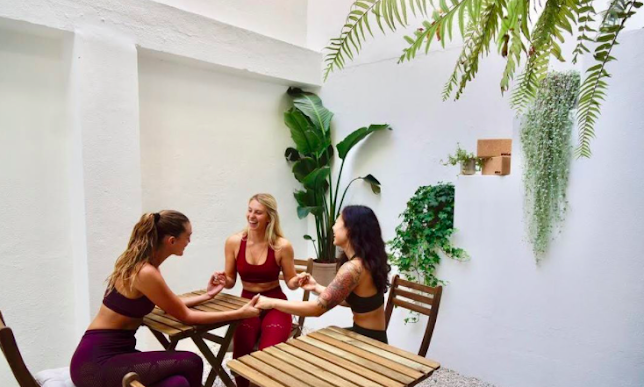 Kula Yoga Studio - Lisboa