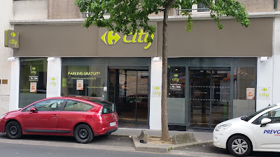 Carrefour City à Courbevoie