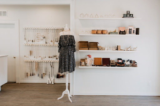 Clothing Alteration Service «Momni Boutique & Alterations», reviews and photos, 1188 Edgewood Ave S, Jacksonville, FL 32205, USA