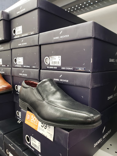 Shoe Store «Rack Room Shoes», reviews and photos, 401 S Mt Juliet Rd #406, Mt Juliet, TN 37122, USA