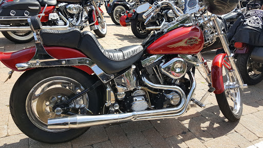 Harley-Davidson Dealer «Bergen County Harley-Davidson (Service Opens 9am)», reviews and photos, 124 Essex St, Rochelle Park, NJ 07662, USA