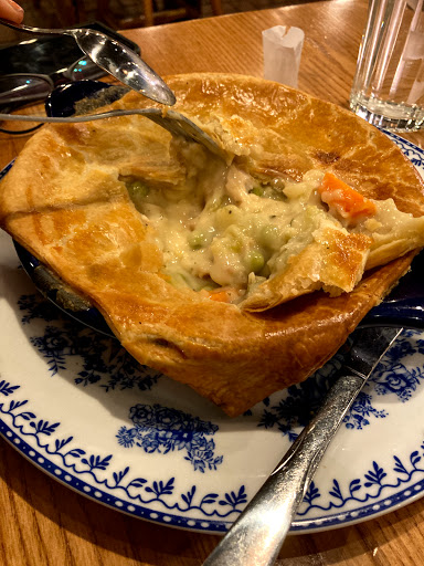 American Restaurant «Cracker Barrel Old Country Store», reviews and photos, 6941 Charlotte Pike, Nashville, TN 37209, USA