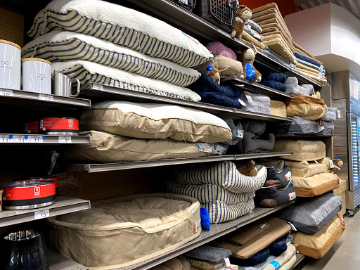 Pet Supply Store «Unleashed by Petco», reviews and photos, 81 7th Ave, Brooklyn, NY 11217, USA